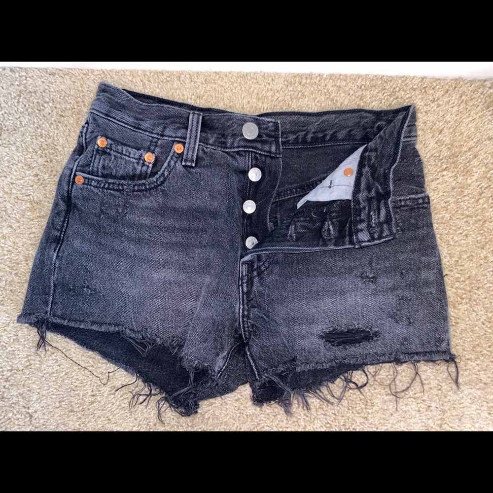 Women’s Levi 501 Shorts
